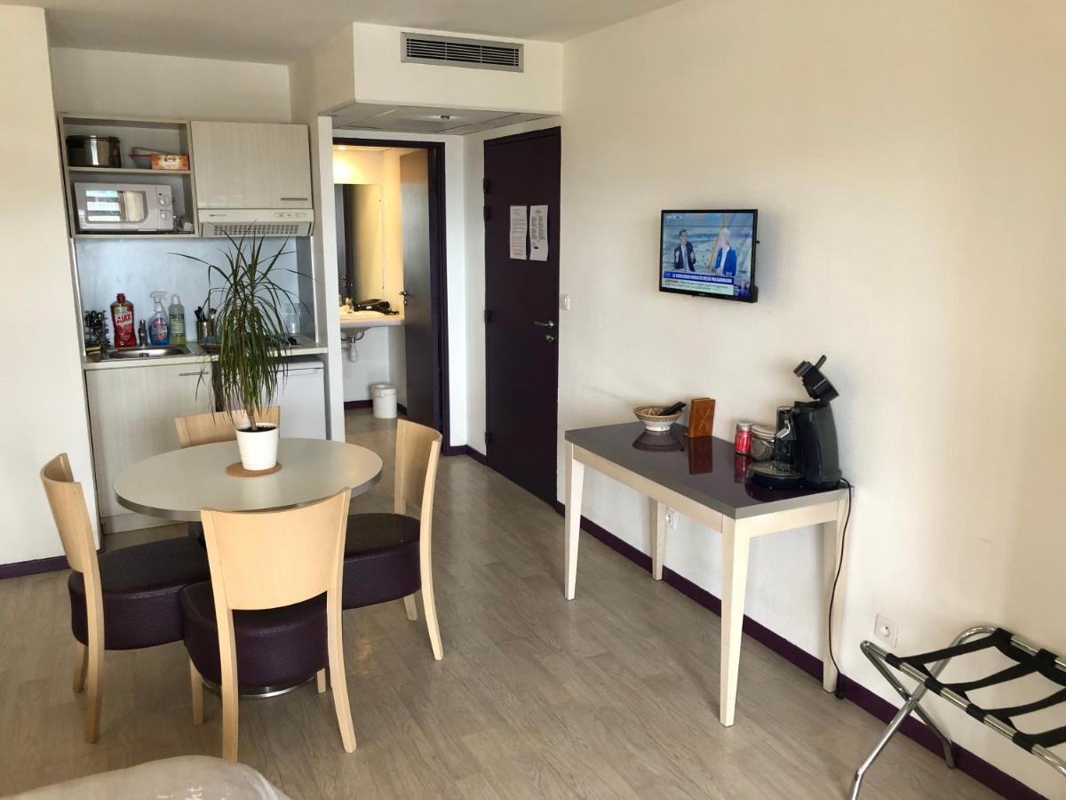 Appart Lourdes 100 M Gare - 4 Places Avec Balcon 10Mn Sanctuaire Ngoại thất bức ảnh